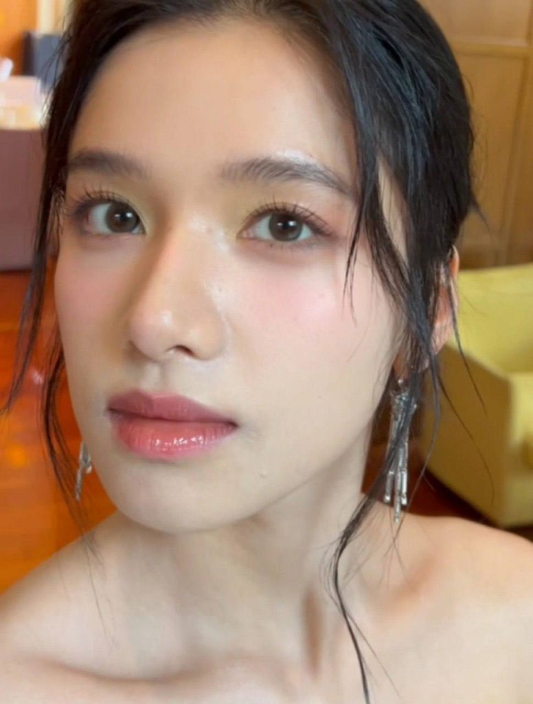 张婧仪 颜射-脱衣论坛-社区-小蓝书