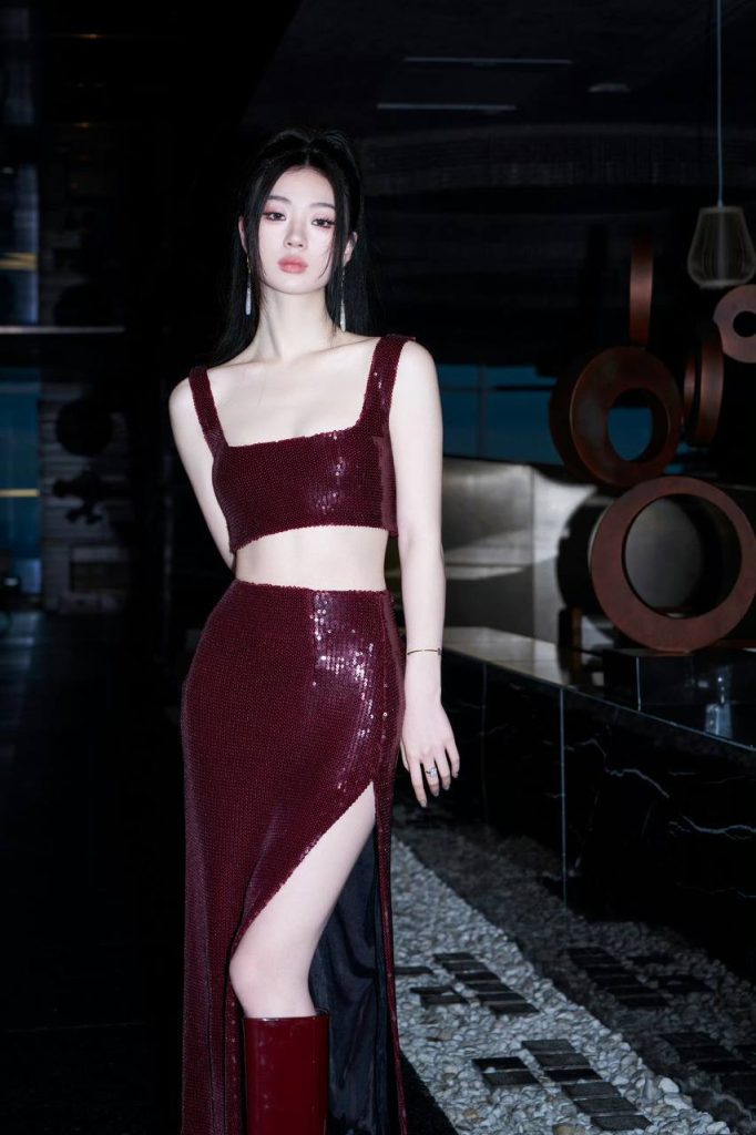 单依纯 原图去衣-脱衣论坛-社区-小蓝书