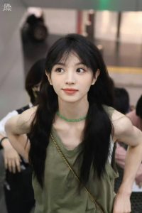 田曦薇 原图去衣-脱衣论坛-社区-小蓝书