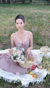 王玉雯 原图去衣-脱衣论坛-社区-小蓝书