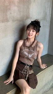 网红 来份烧鹅饭 原图去衣-脱衣论坛-社区-小蓝书